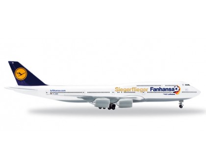 527187  Boeing 747-8 Lufthansa Intercontinental "Siegerflieger"